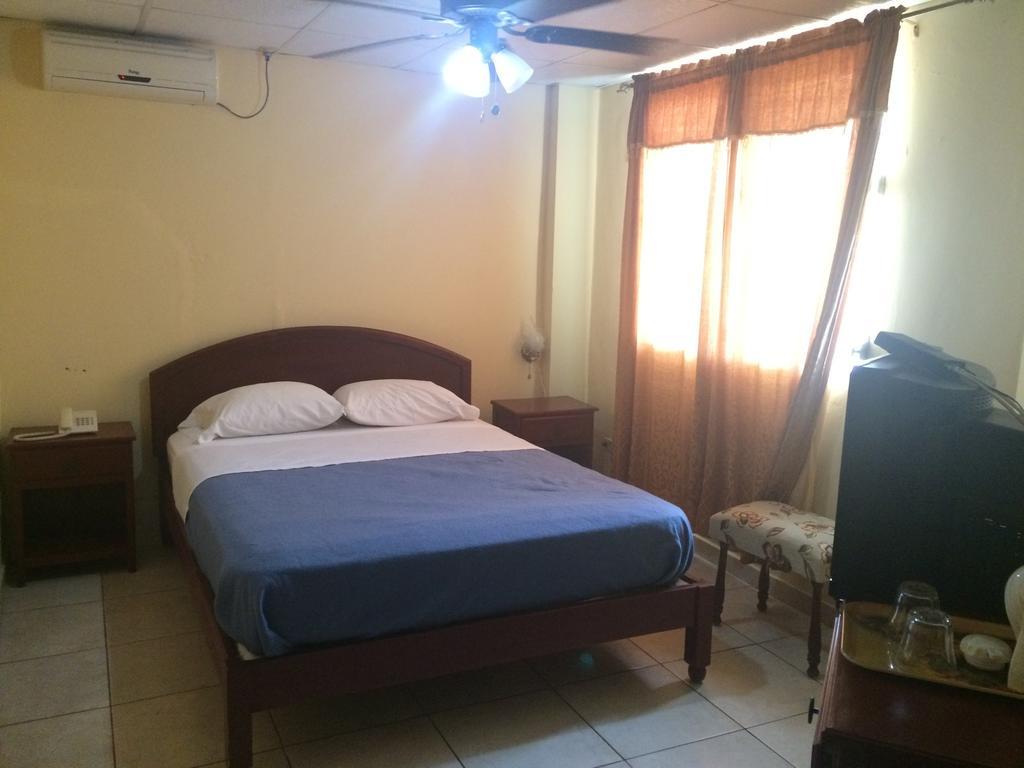 Hotel Don Jesus Las Tablas Room photo